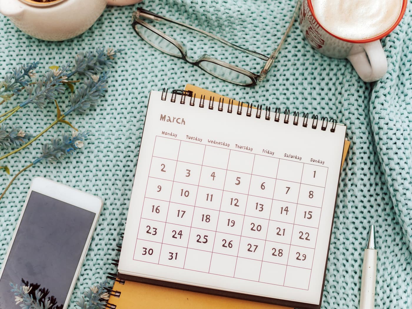 ماه و تقویم