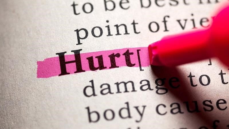 گذشته hurt چه می‌شود؟