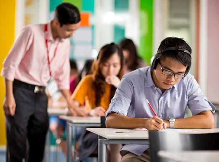 IELTS-Listening-Test-1.jpg