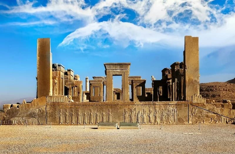 لکچر انگلیسی درباره تخت جمشید