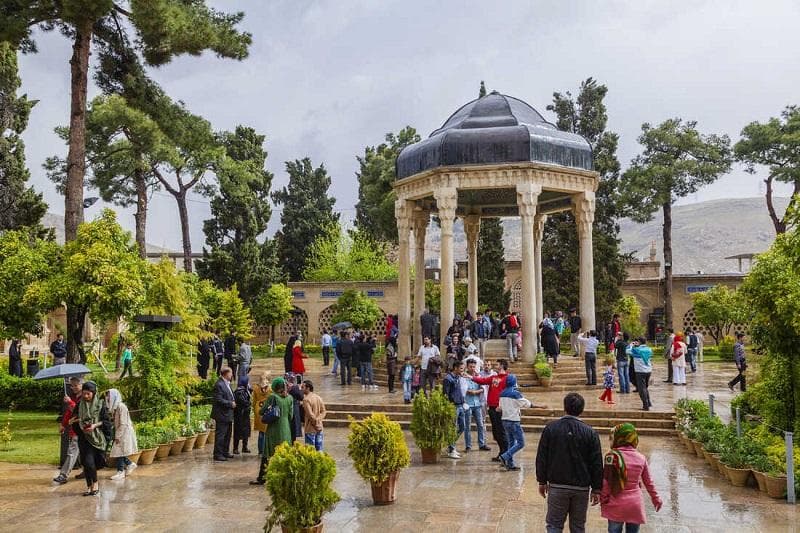 مقبره حافظ در شیراز
