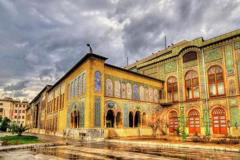  مکالمه انگلیسی درباره جاذبه‌های دیدنی ایران با ترجمه 