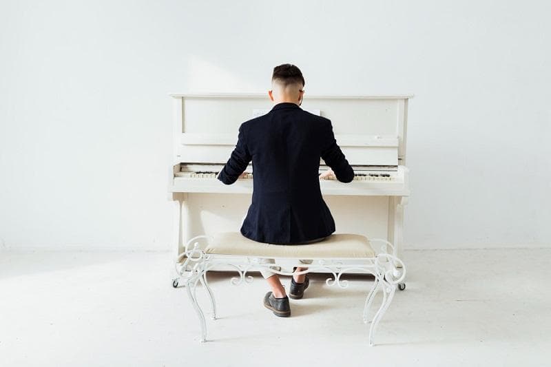 خلاصه داستان «The Piano».jpg