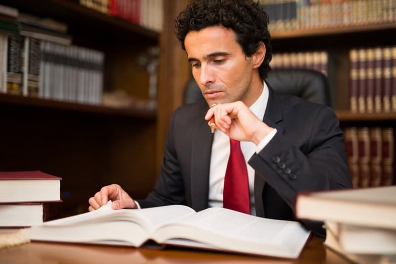لکچر انگلیسی درباره شغل و کار.jpg