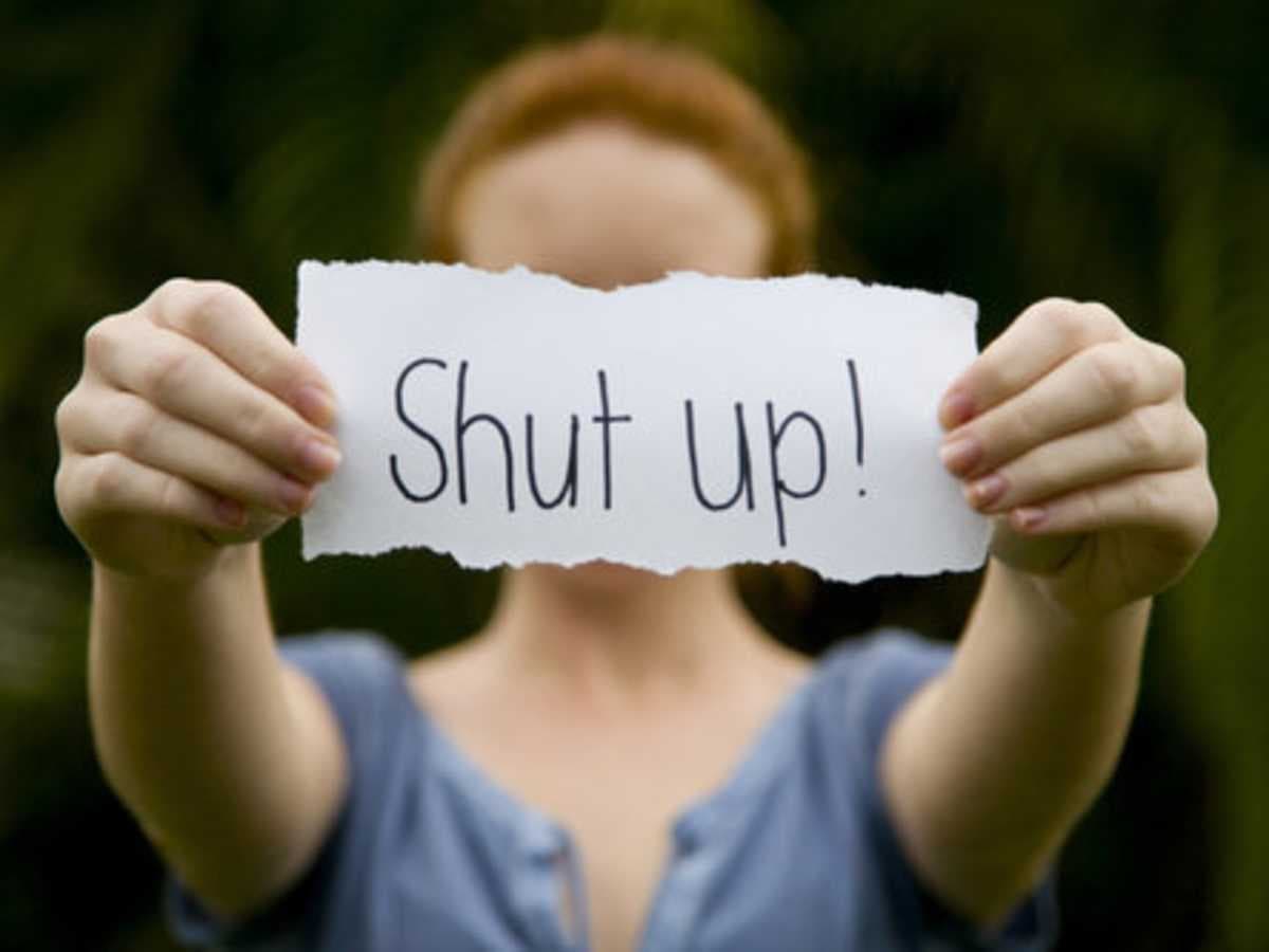 در پاسخ shut up 