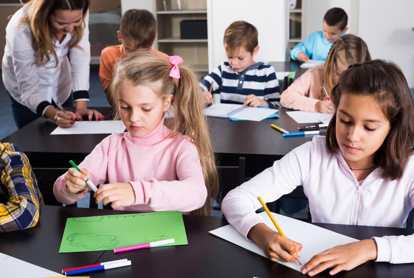 تدریس زبان انگلیسی به کودکان.jpg