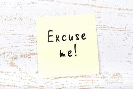 در جواب excuse me چه بگوییم؟.jpg