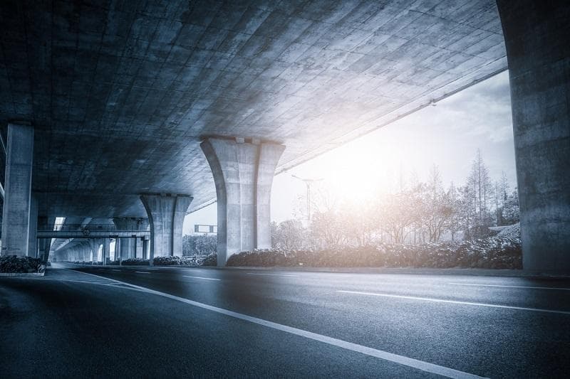 خلاصه کتاب Under the bridge» نوشته Lynda Edwards.jpg