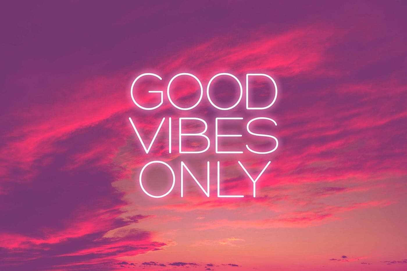 معنی جمله Good vibes only چیست؟.jpg