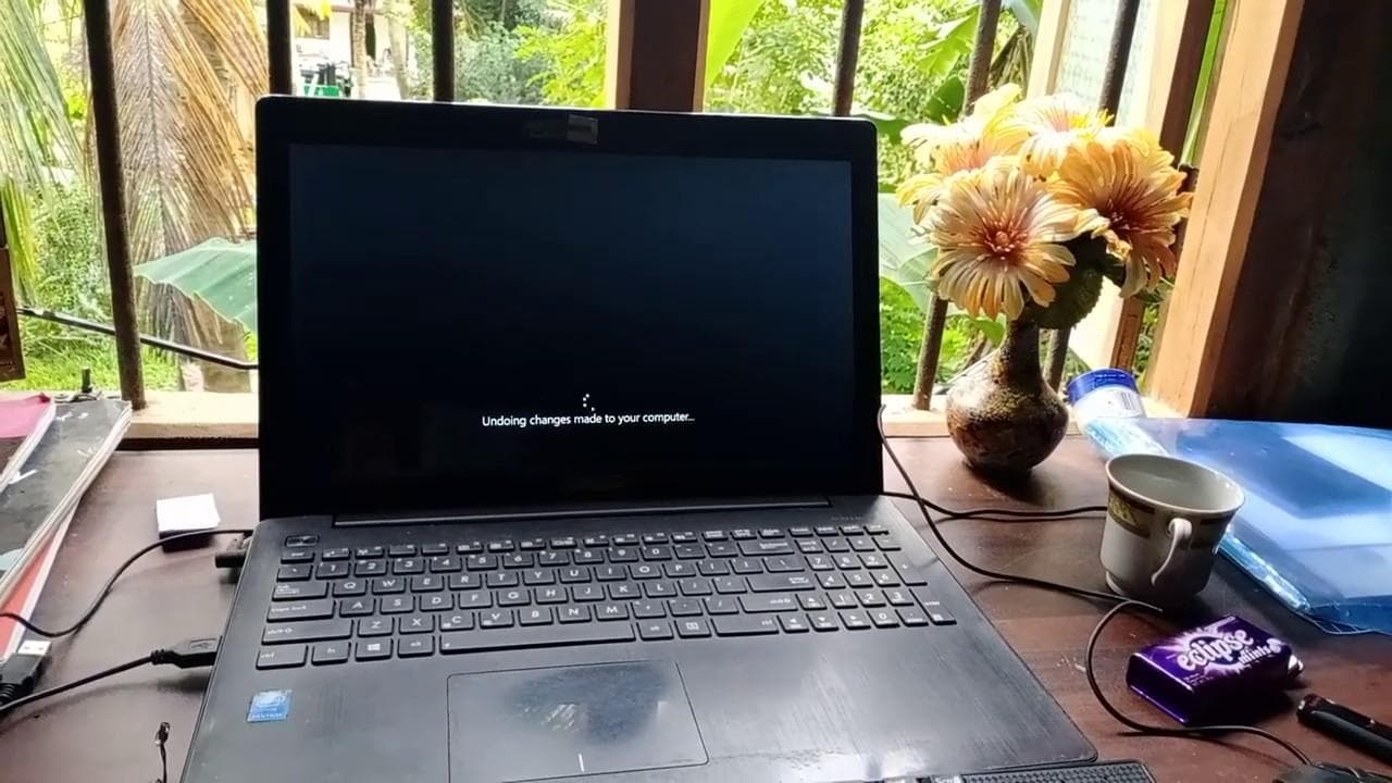 معنی جمله undoing changes made to your computer چیست؟.jpg