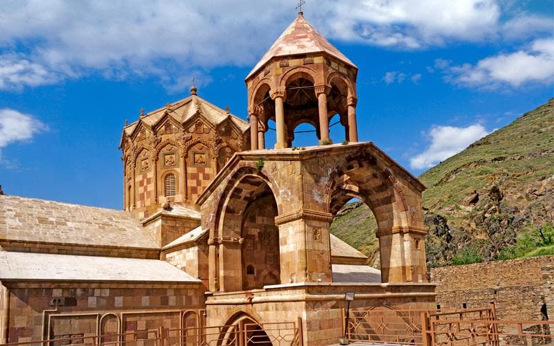 مکالمه انگلیسی درباره شهر تبریز با ترجمه فارسی.jpg