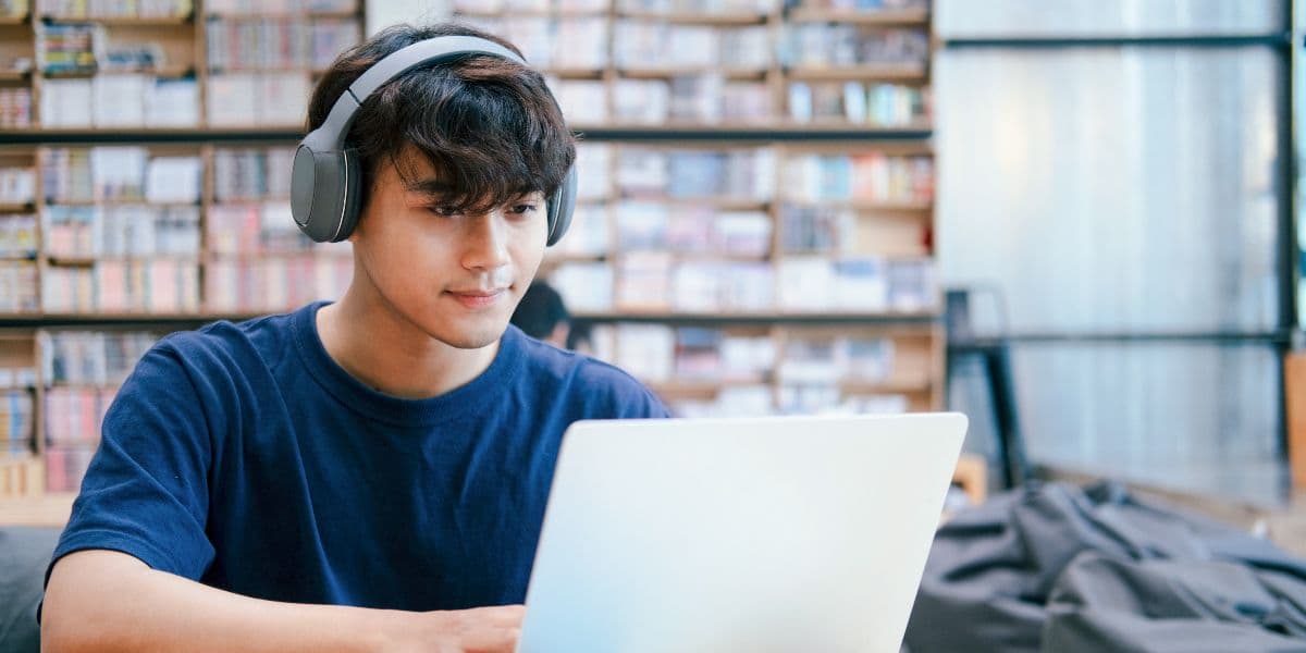 صفر تا صد یادگیری زبان انگلیسی با هوش مصنوعی