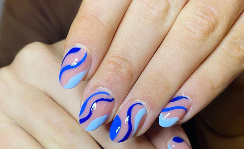 طراحی چرخشی (Swirl nails):