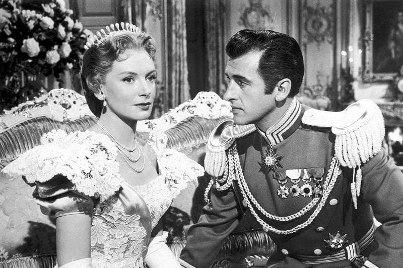 خلاصه کتاب داستان "The Prisoner of Zenda" نوشته Anthony Hope